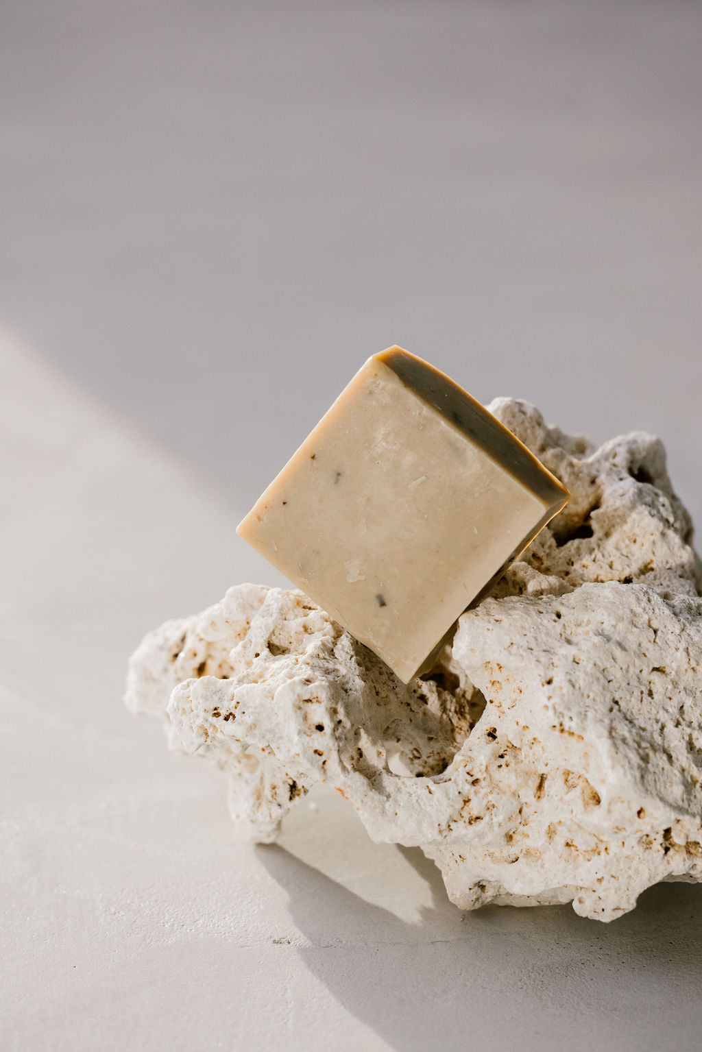 PURIFYING SOAP ROSEMARY, NIGELLA, AND CAFFEINE SEEDS